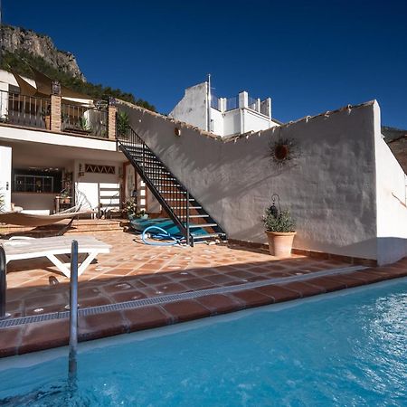 Eagles Nest - Massive Townhouse With Pool With Outstanding Views Villa อัลโกโดนาเลส ภายนอก รูปภาพ